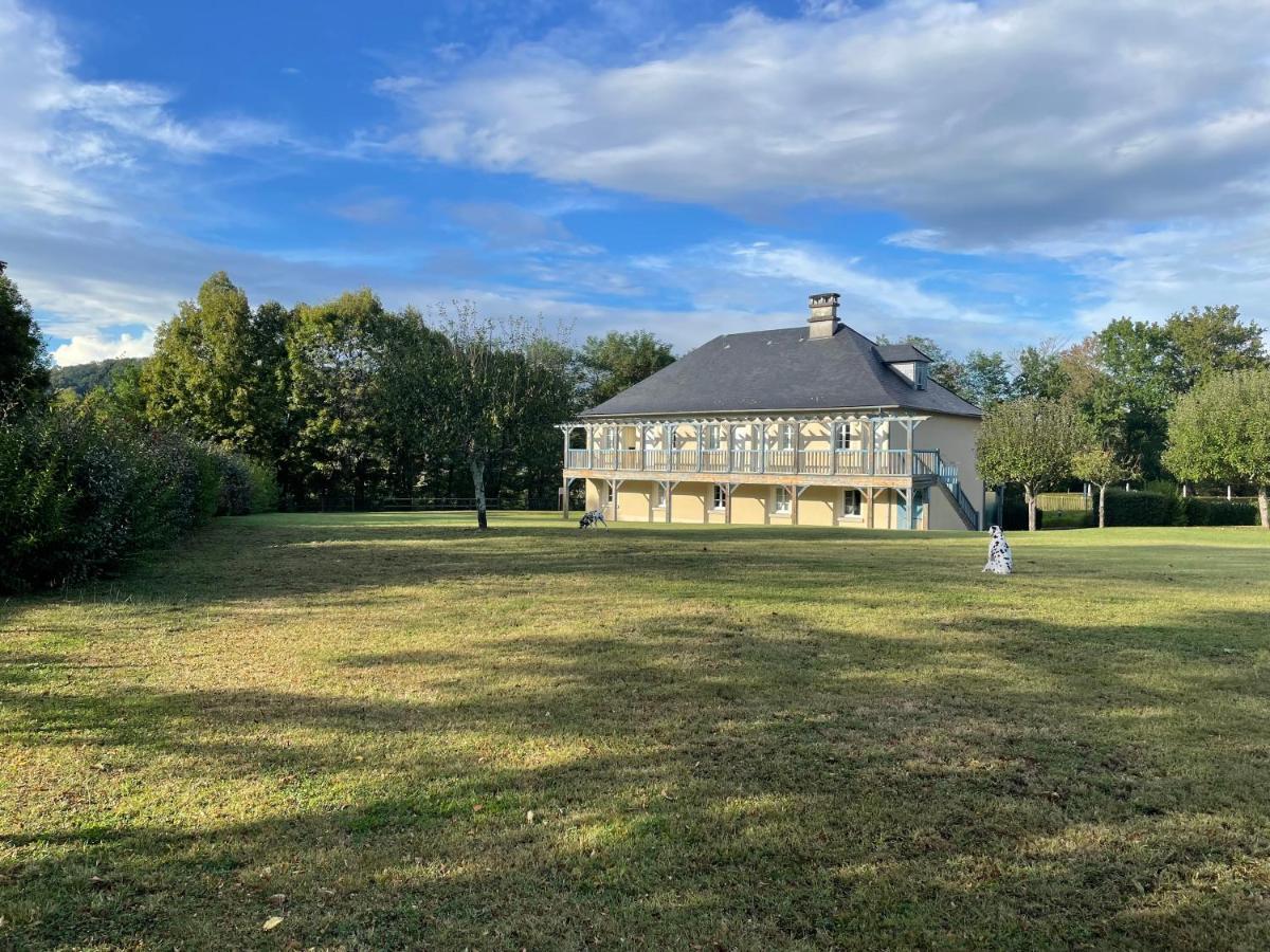 *A Setting Between Dordogne And Swimming Pool* Apartment อาร์ฌ็องตาต์ ภายนอก รูปภาพ