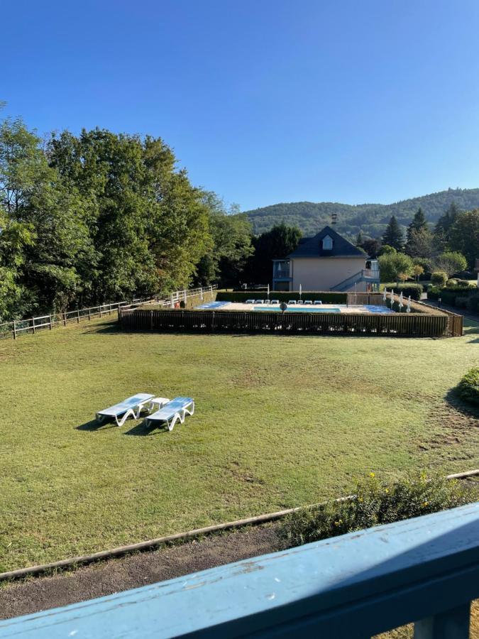 *A Setting Between Dordogne And Swimming Pool* Apartment อาร์ฌ็องตาต์ ภายนอก รูปภาพ